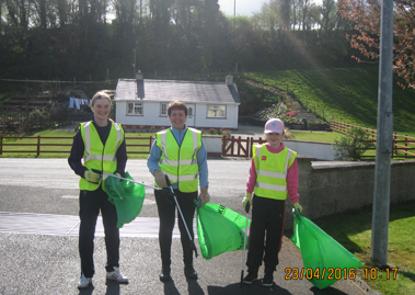 Donneyloop and Mountain Road clean up