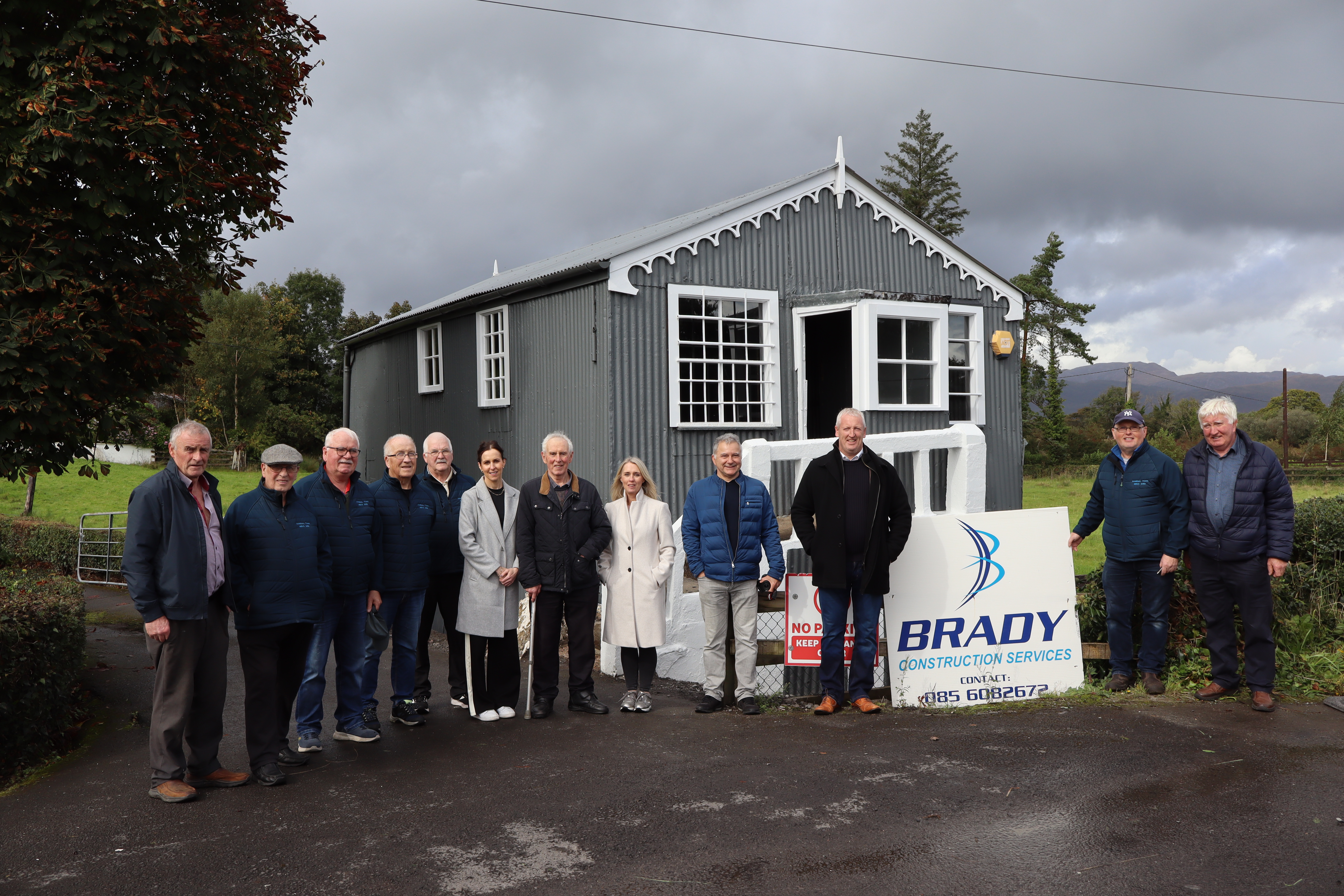 Left to Right Joe Travers, Eddie Mulligan, Kevin Mundy, Barney McGroary, Joseph Breslin, Nuala Travers, Liam Travers, Emer Travers, Duncan McLaren, Brendan Brady, Noel McGready, Joe Harley