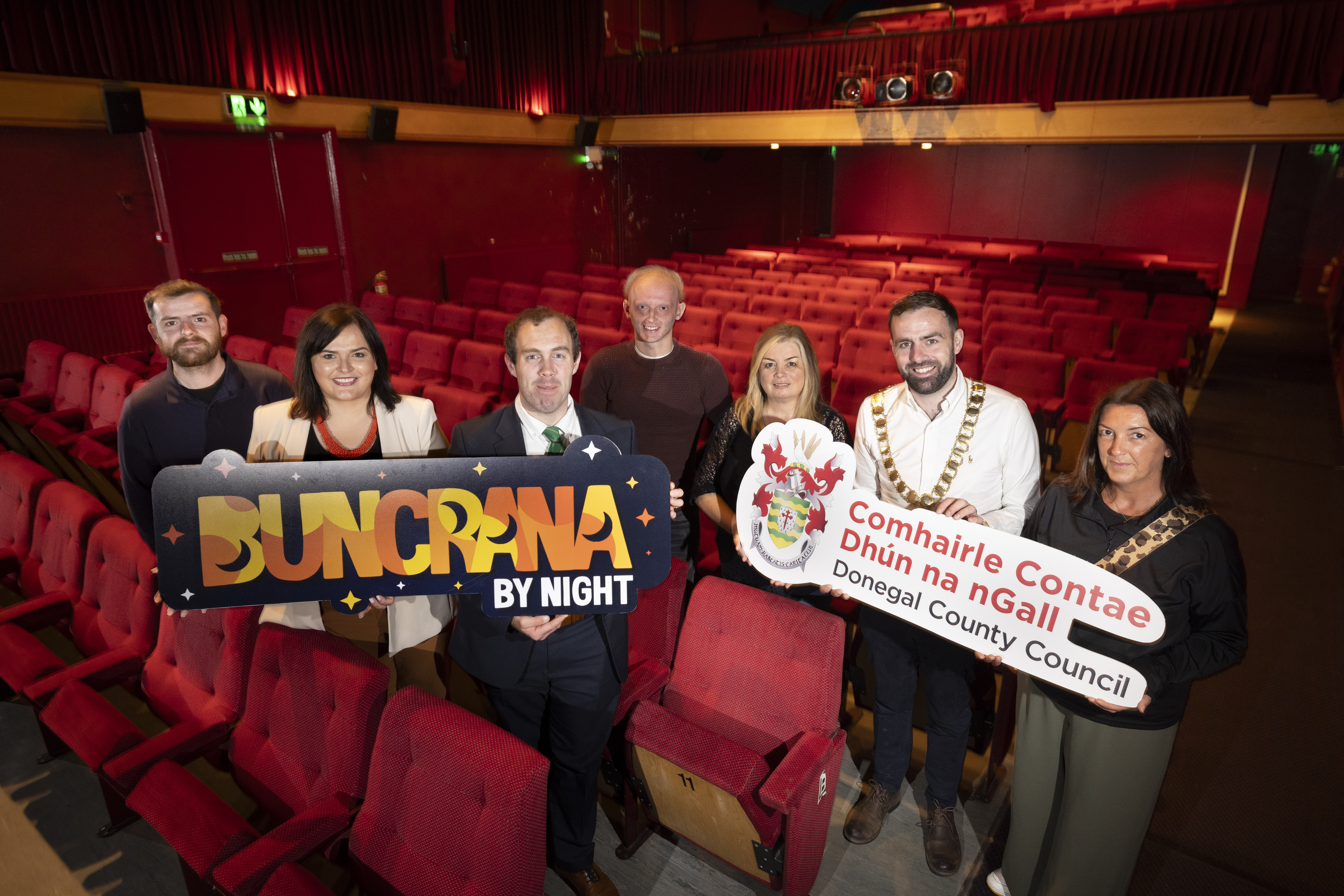 Anthony Doherty, Sophie Gallagher, Cllr. Fionán Bradley, Luke Timlin, Bernie Doherty, Cllr. Jack Murray, and Rois Deeney, at a launch to promote the ‘Buncrana By Night’ initiative.