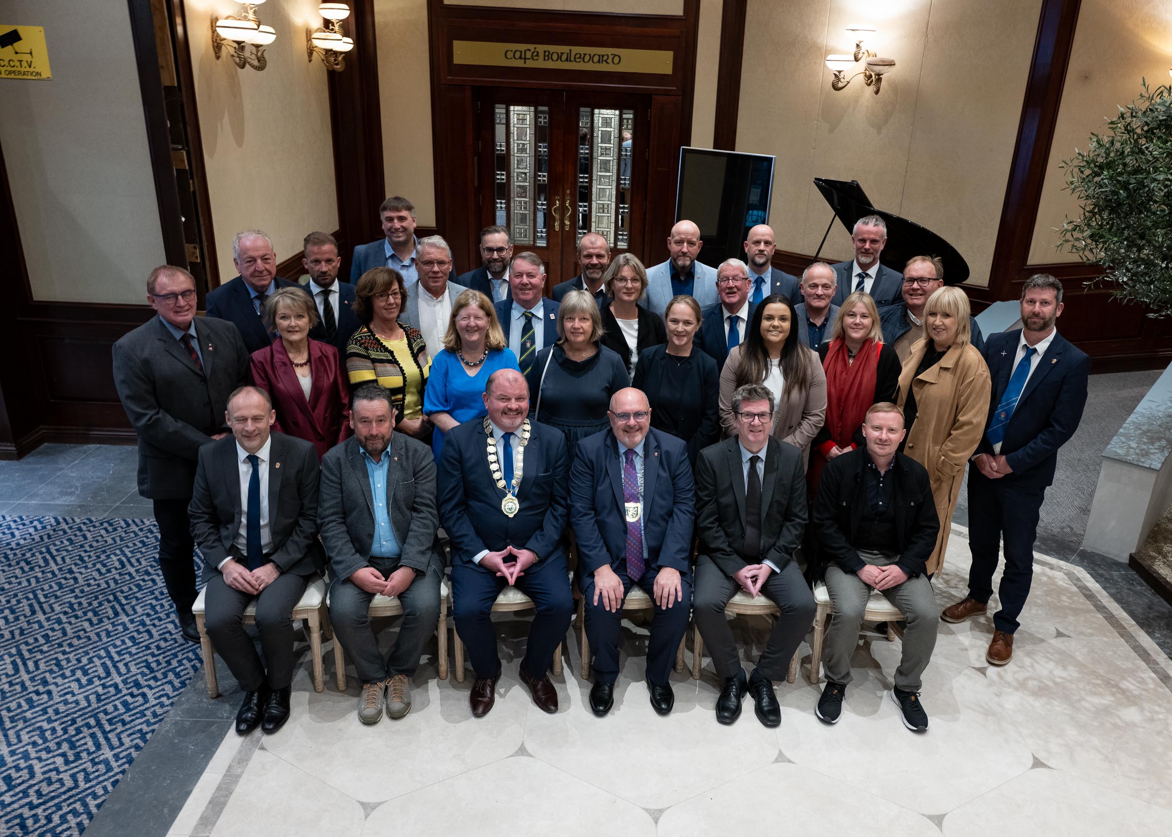 2.	Delegation from Rudolstadt pictured at a welcoming reception hosted by Donegal County Council. Picture includes Cllr. Ciaran Brogan Mayor of the Letterkenny-Milford MD, Mayor of Rudolstadt Jörg Reichl, Elected Members of the Letterkenny -Milford Municipal District, visiting delegation and education representatives.