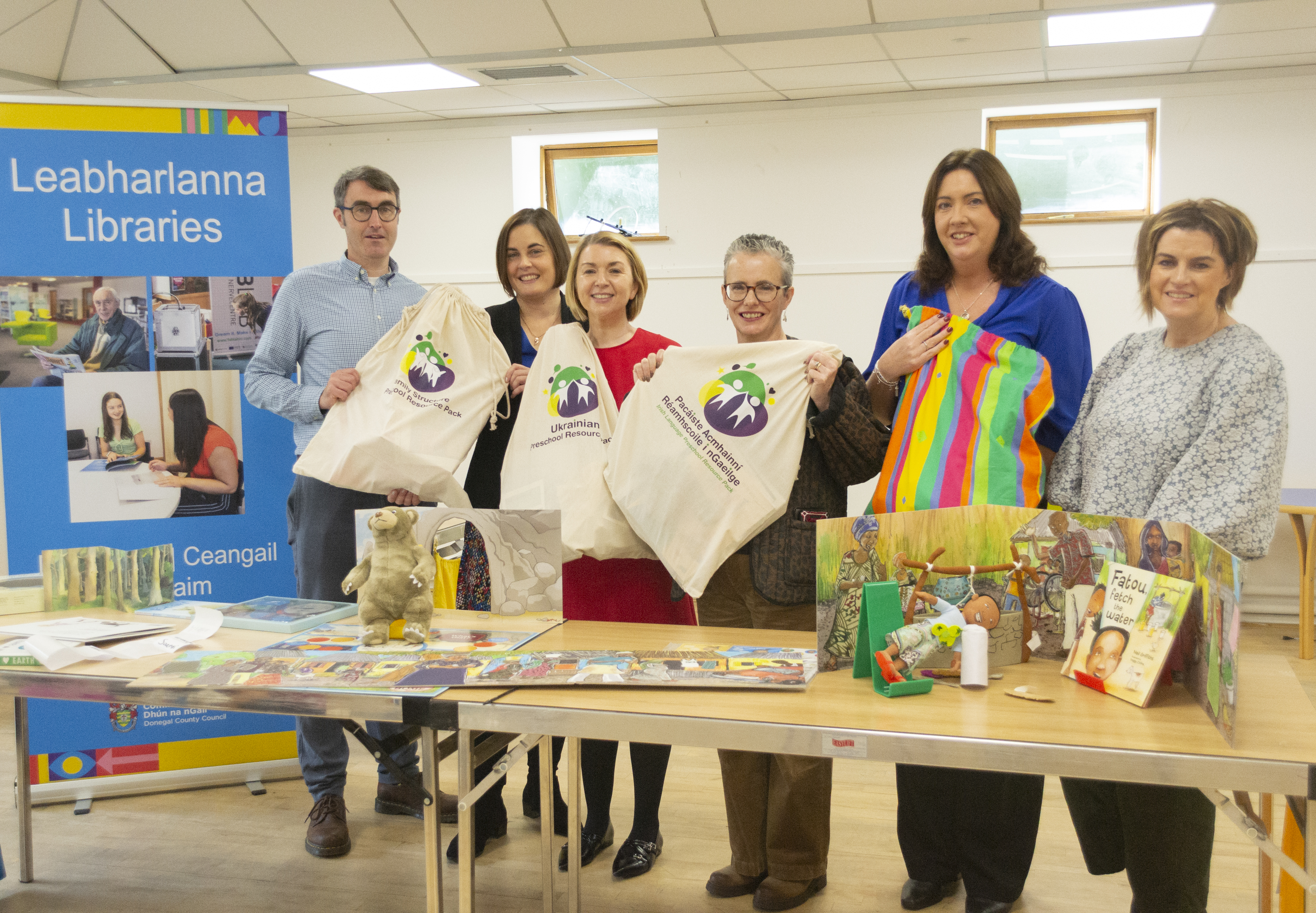 Joseph Kelly, Donegal County Library, Adele McElhinney Donegal ETB, Bairbre Uí Chathail Líonra Leitir Ceanainn, Donna Cavanagh and Sinéad McLoughlin both Donegal County Library at the Diversity and Inclusion Story Sack event in Central Library Letterkenny.
