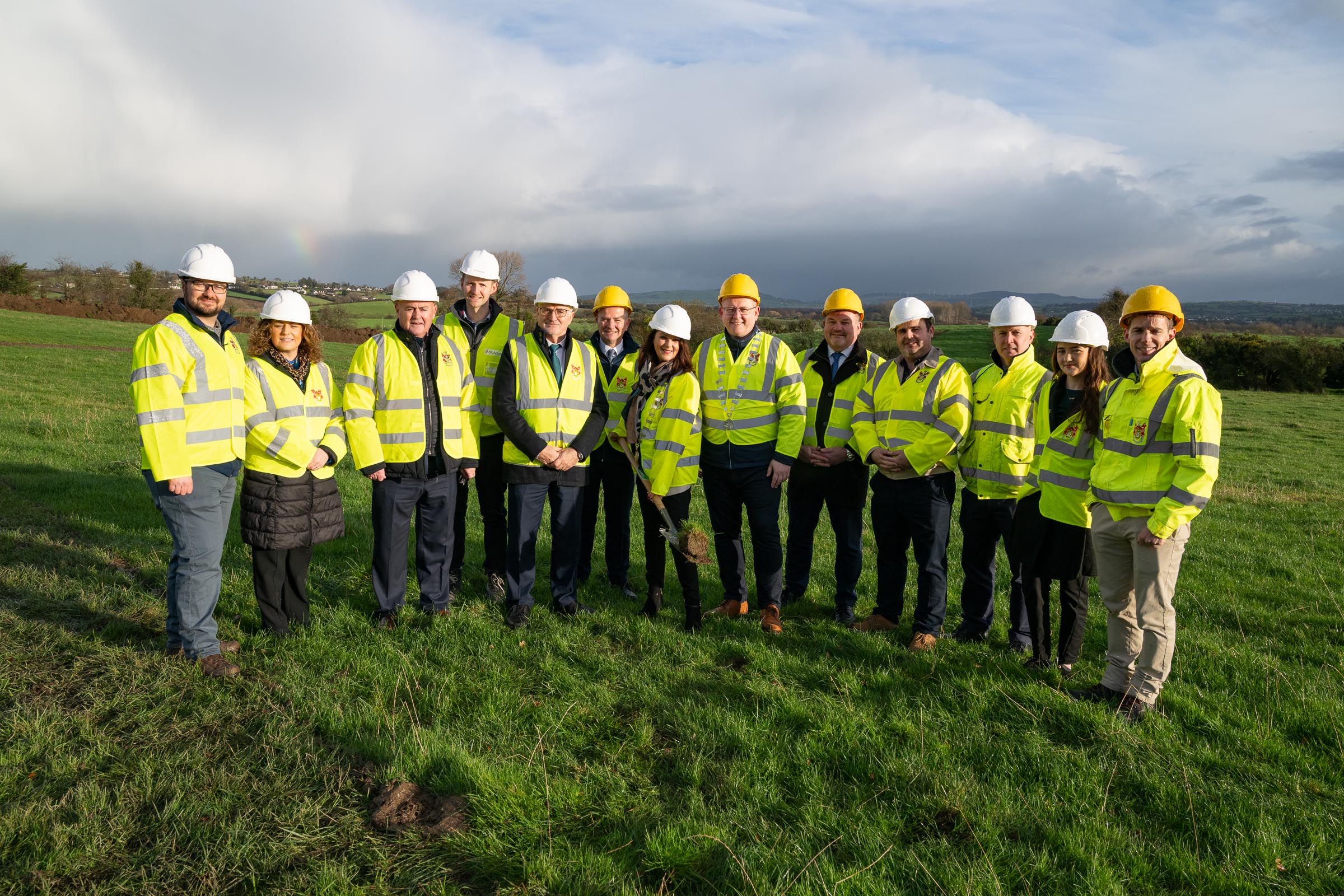 Elected Members of Donegal County Council alongside representatives of Donegal County Council’s Economic Development, Finance, Housing and Capital Works Departments along with representatives from designers McAdam Designs and builders ACS Civils Limited at today’s Sod Turning Event.